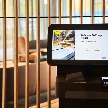 Zleep Lausanne-chavannes 3*