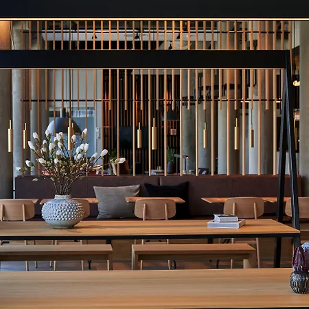 Hotel Zleep Lausanne-chavannes 3*