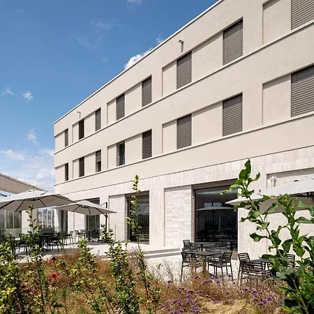 Hotel Zleep Lausanne-chavannes