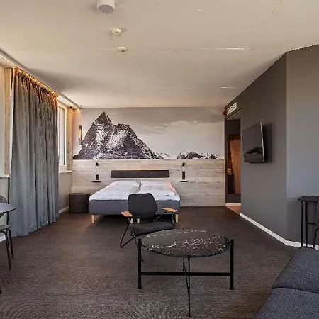 Hotel Zleep Lausanne-chavannes 3*