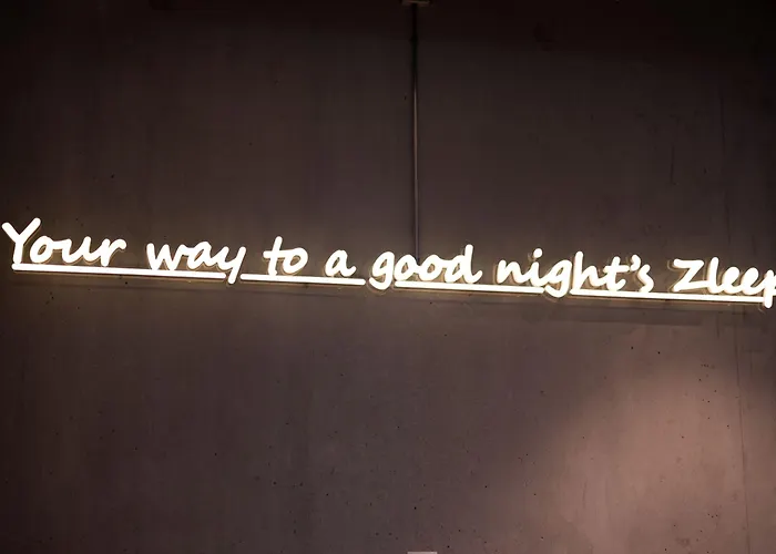 Zleep Lausanne-chavannes 3*