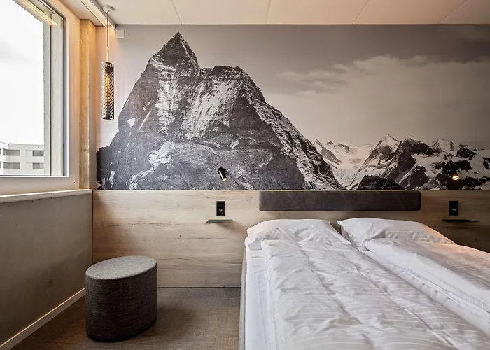 Hotel Zleep Lausanne-chavannes 3*