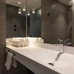 Hotel Zleep Lausanne-chavannes 3*